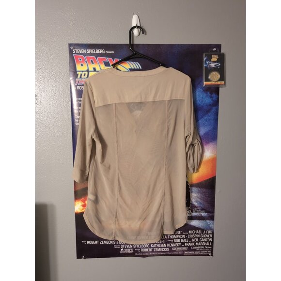 Bebe Tan Semi Sheer Henley Roll Tab Sleeve Blouse Size M Zip Pockets - Picture 5 of 7